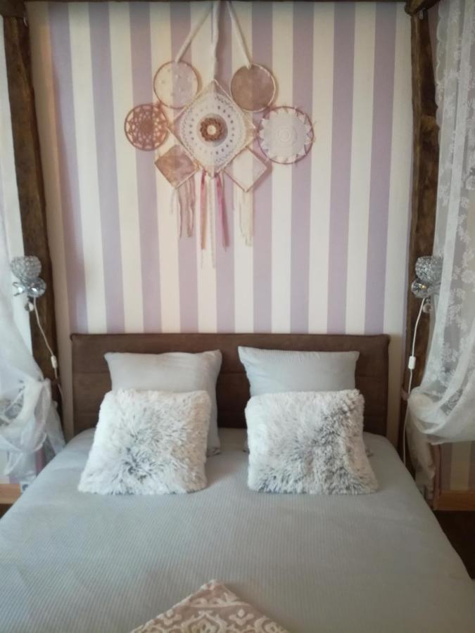 Chez Lorette Mauze-sur-le-Mignon Экстерьер фото